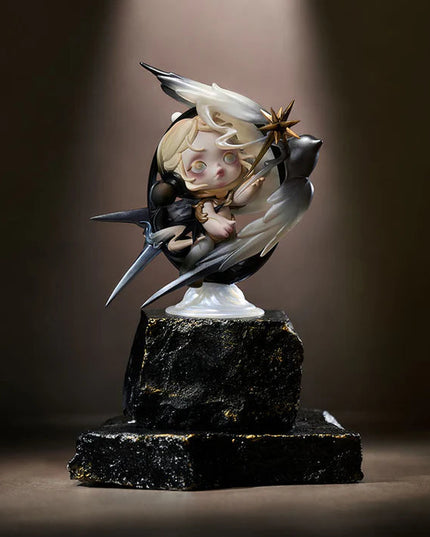 SKULLPANDA The Longitude and Latitude of Light Figure