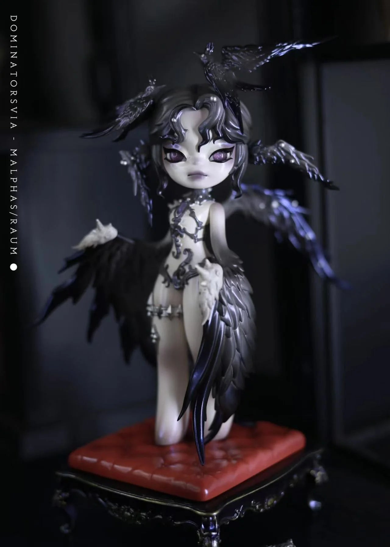 [Pre-Order] DOMINATOR - Limited Edition Figures