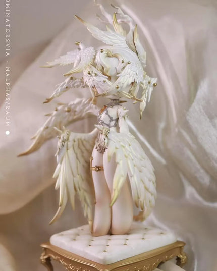 [Pre-Order] DOMINATOR - Limited Edition Figures