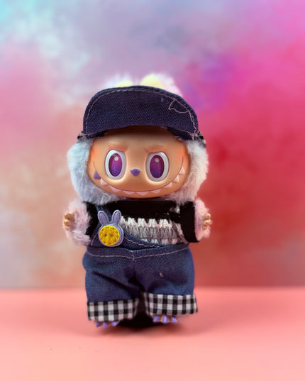 Frayed Cap & Gingham‑Cuffed Jeans