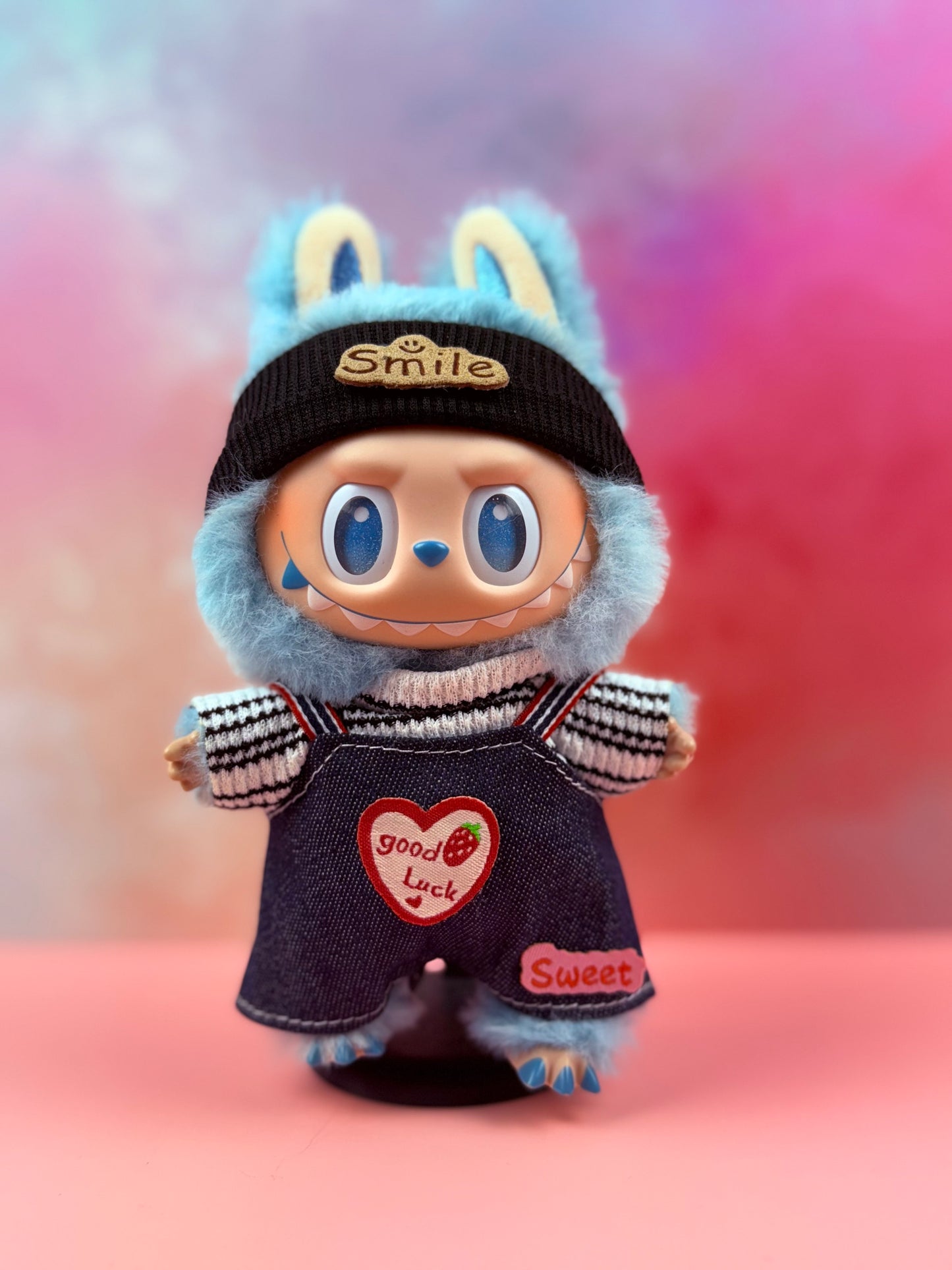 Smile Headband & Lucky‑Sweet Denim Shorts
