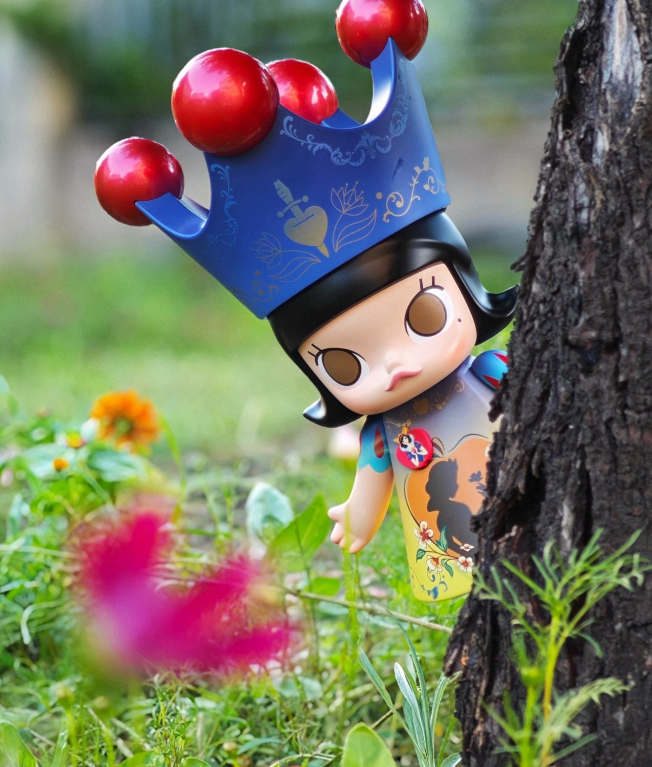 MEGA ROYAL MOLLY 400% - SNOW WHITE