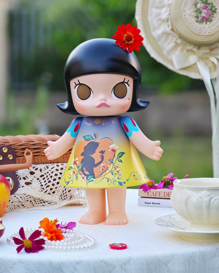 MEGA ROYAL MOLLY 400% - SNOW WHITE