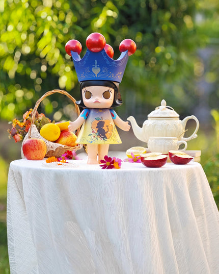 MEGA ROYAL MOLLY 400% - SNOW WHITE