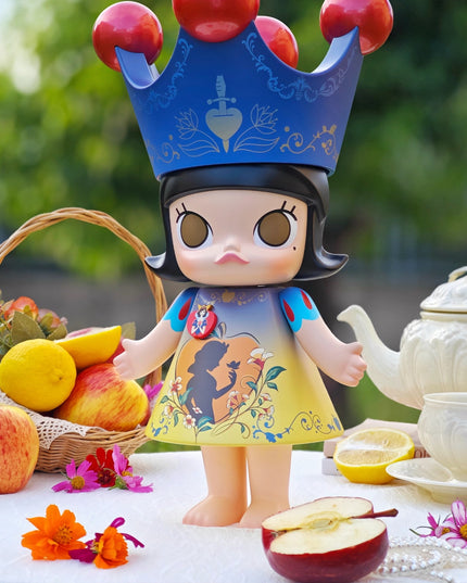 MEGA ROYAL MOLLY 400% - SNOW WHITE