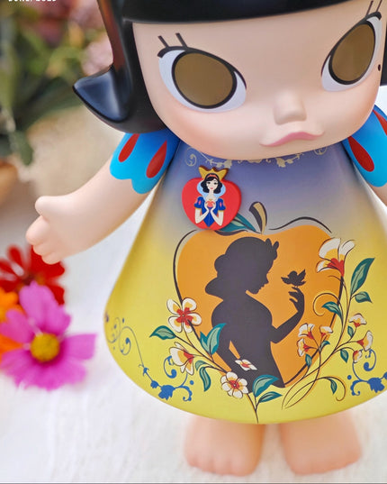 MEGA ROYAL MOLLY 400% - SNOW WHITE