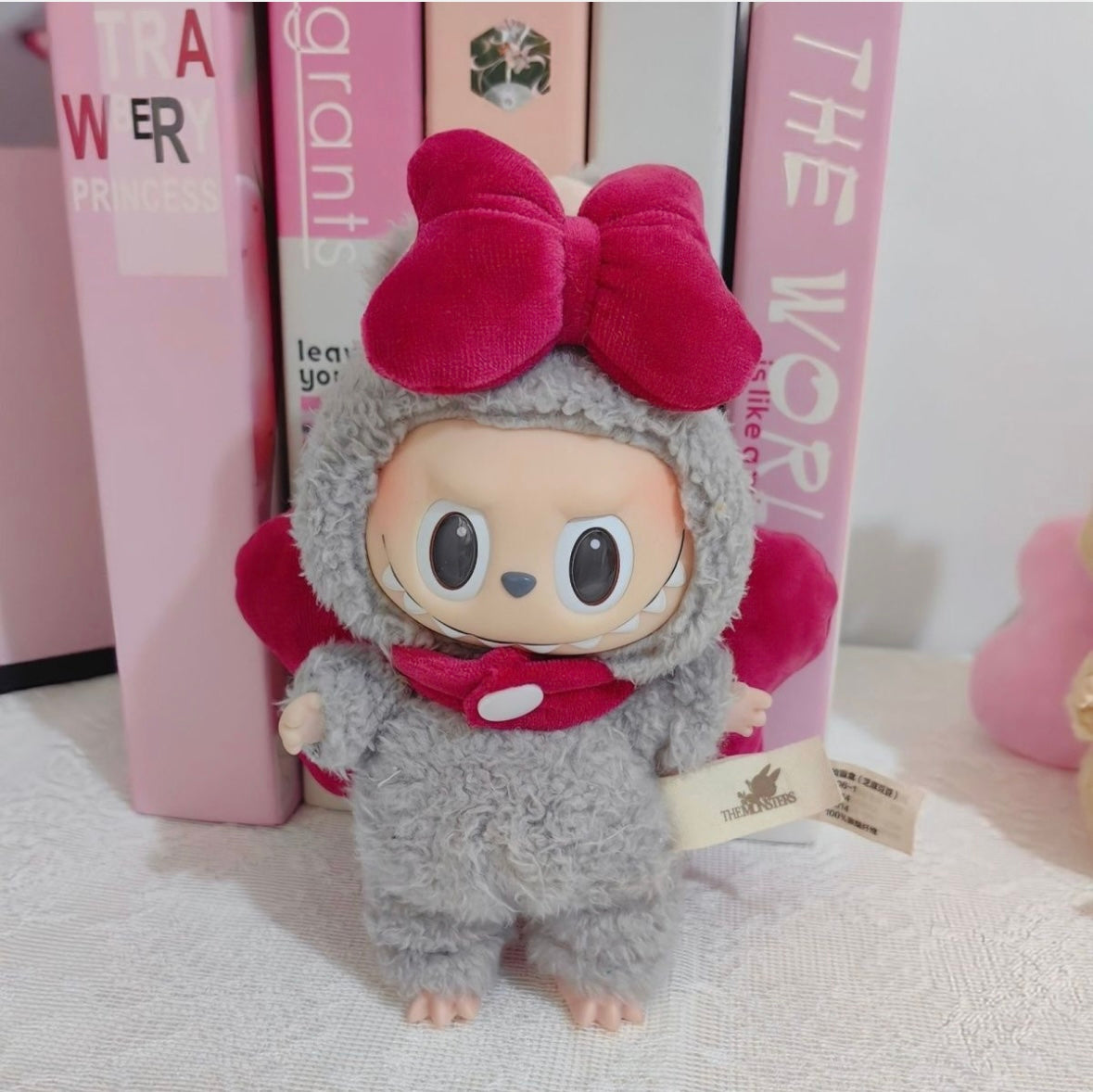Big Bow Labubu Outifit