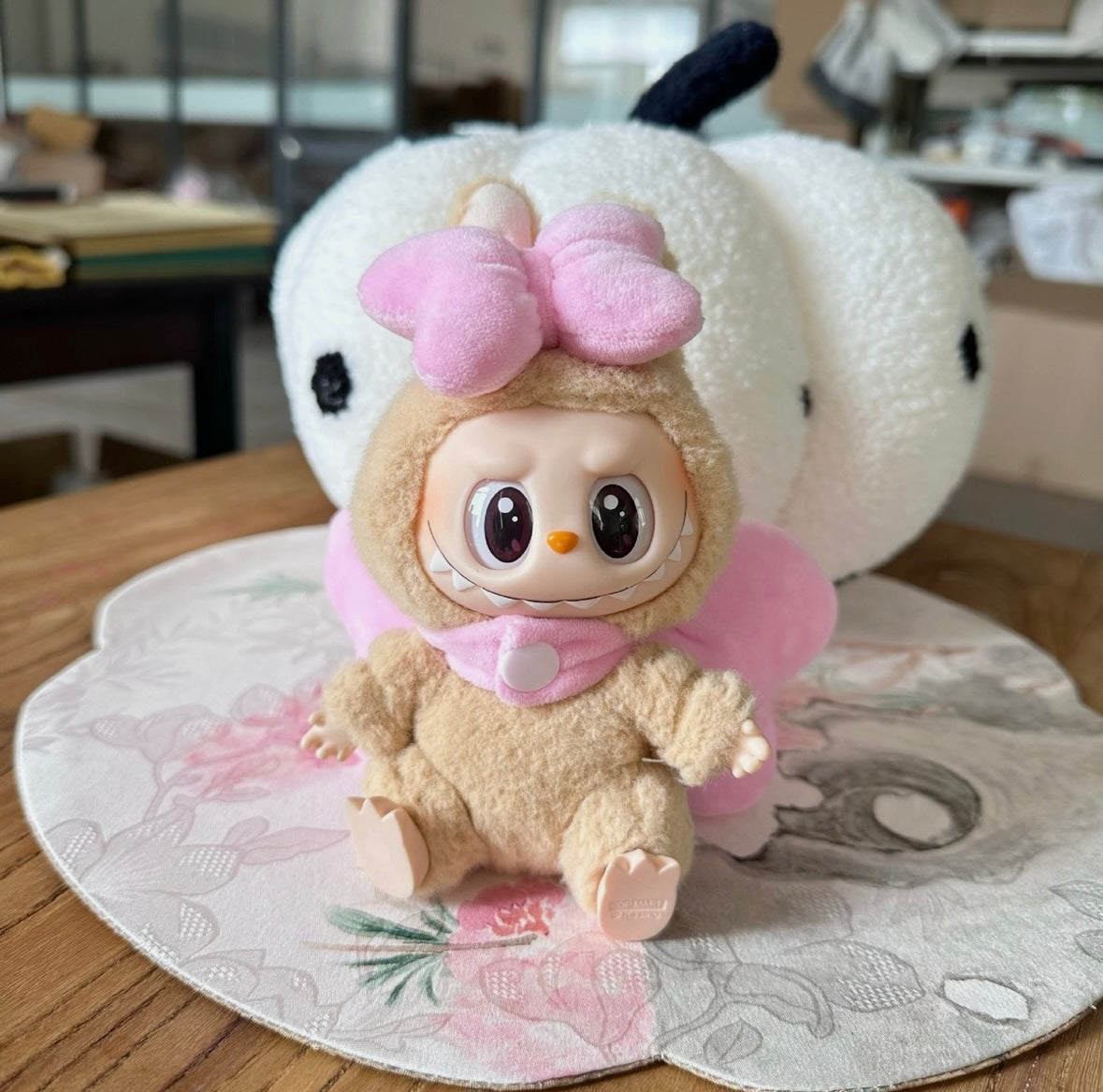 Big Bow Labubu Outifit