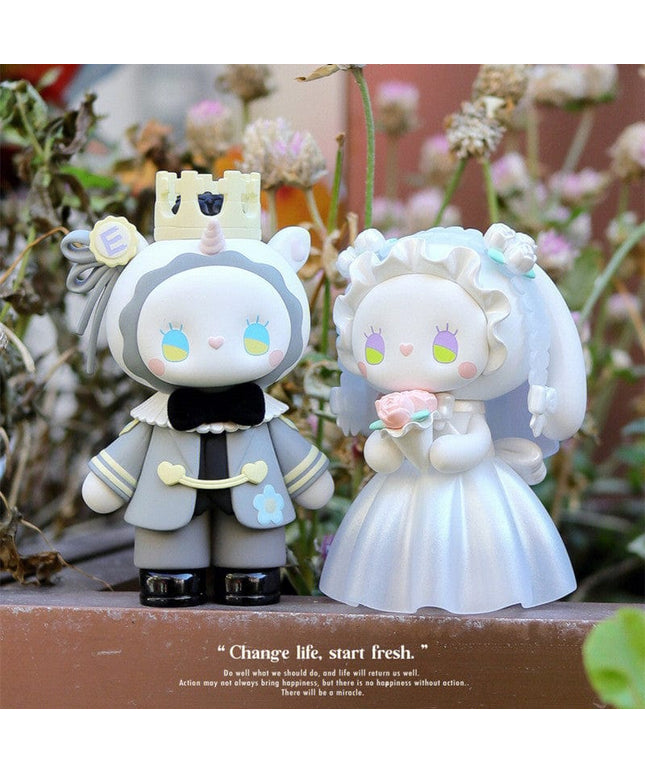 [SALE] Emma's Wedding Series 8