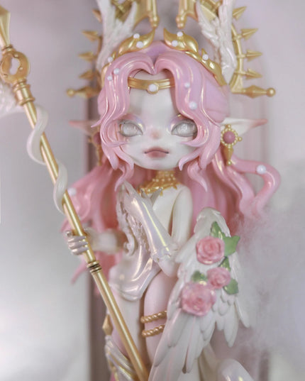 [Pre-Order] DOMINATOR - Limited Edition Figures