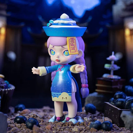 Laura Capsule Sweet Monster Space Series