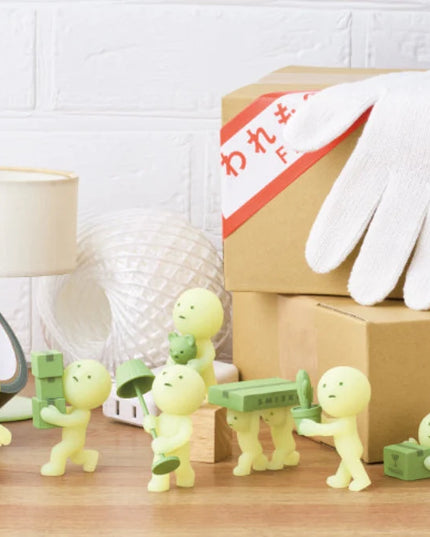 Smiski - Mini Figure Moving Series Blind Box