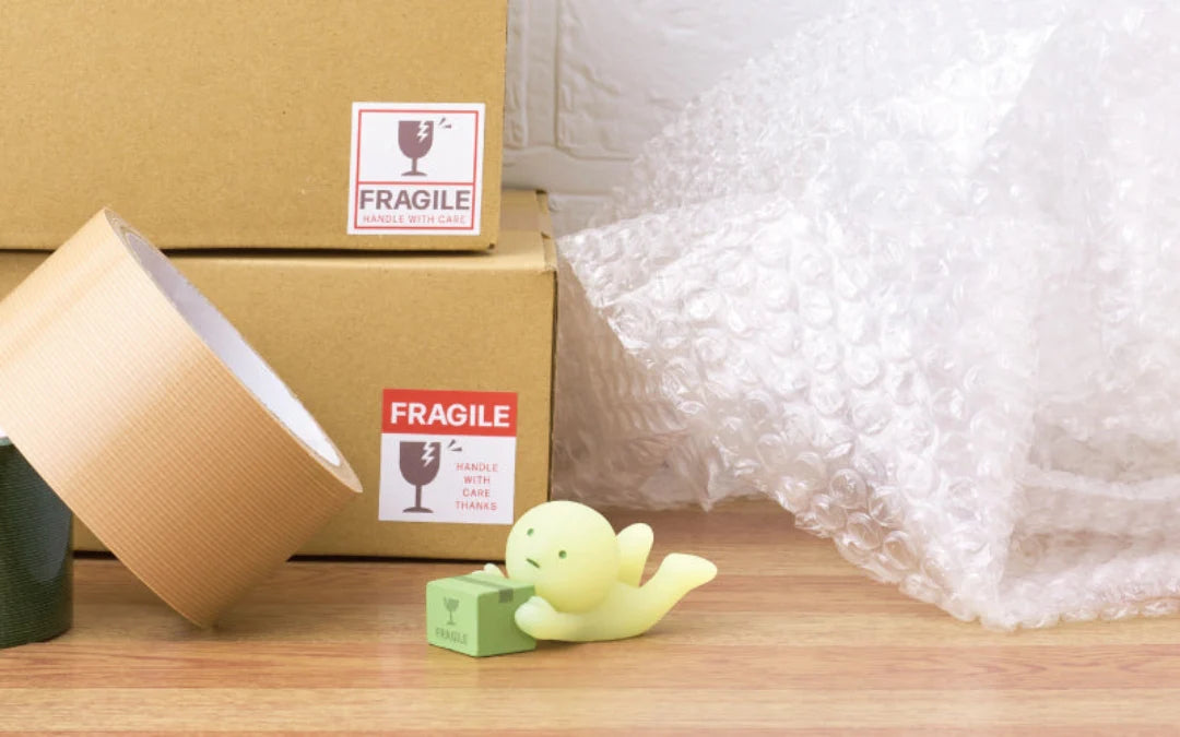 Smiski - Mini Figure Moving Series Blind Box