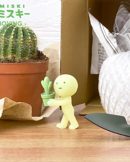 Smiski - Mini Figure Moving Series Blind Box