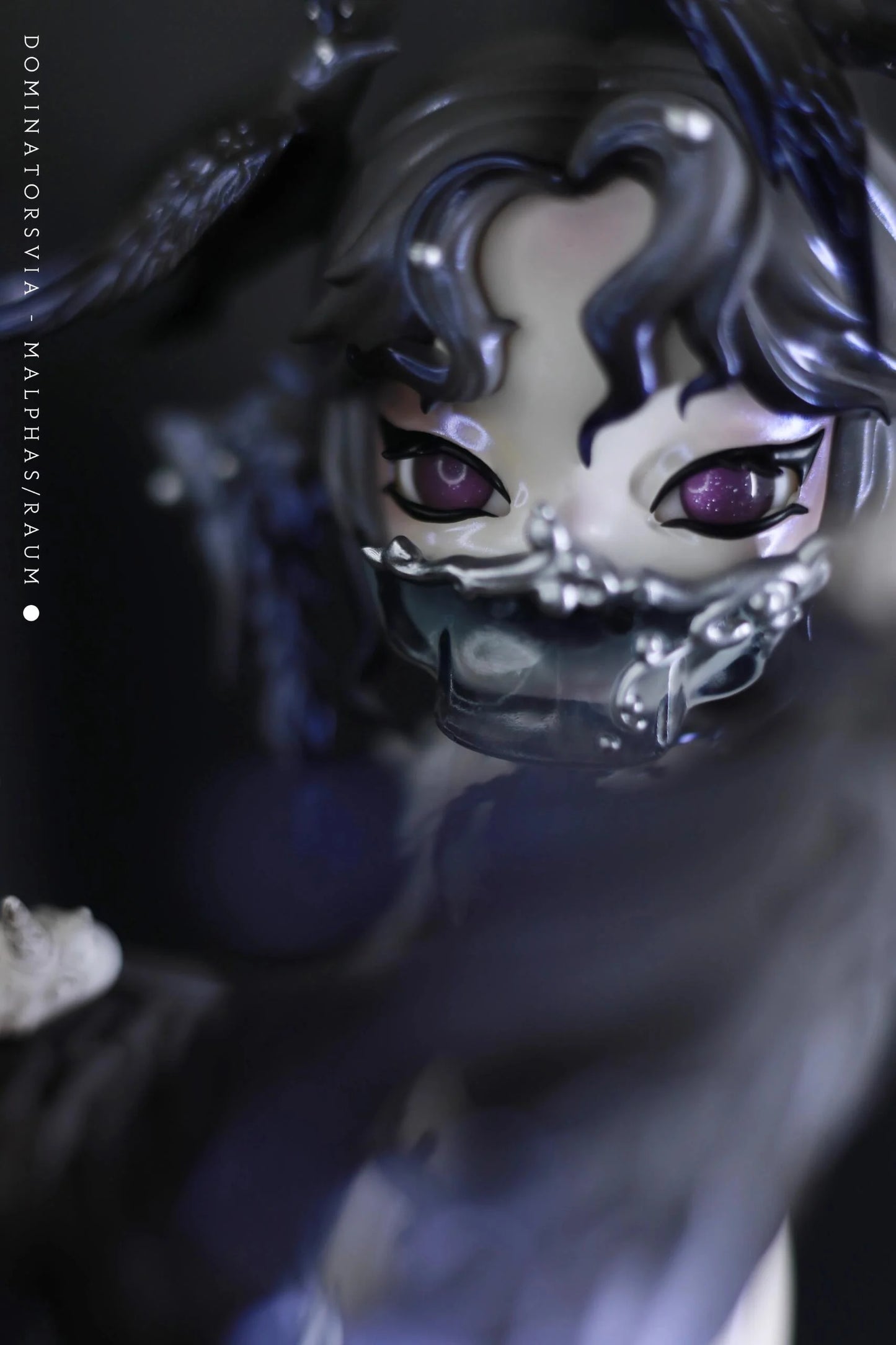 [Pre-Order] DOMINATOR - Limited Edition Figures