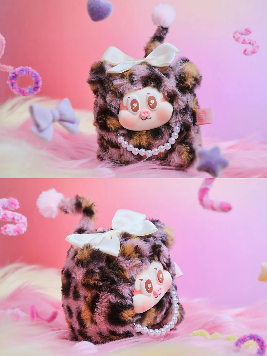 THE SLLO - Flying Pig Pendant Plush