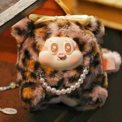 THE SLLO - Flying Pig Pendant Plush